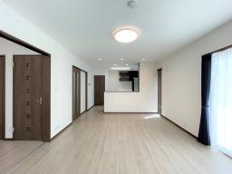 シンプルモダンにまとめました。