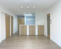 家の中心にリビング